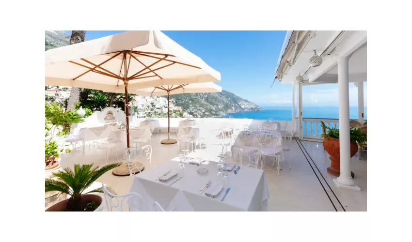 Orama restaurant & Cocktail's bar