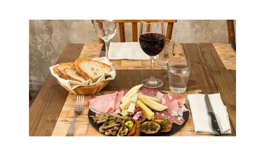 La Cantinella