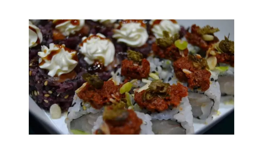 Folie À Deux | Sushi Valmontone