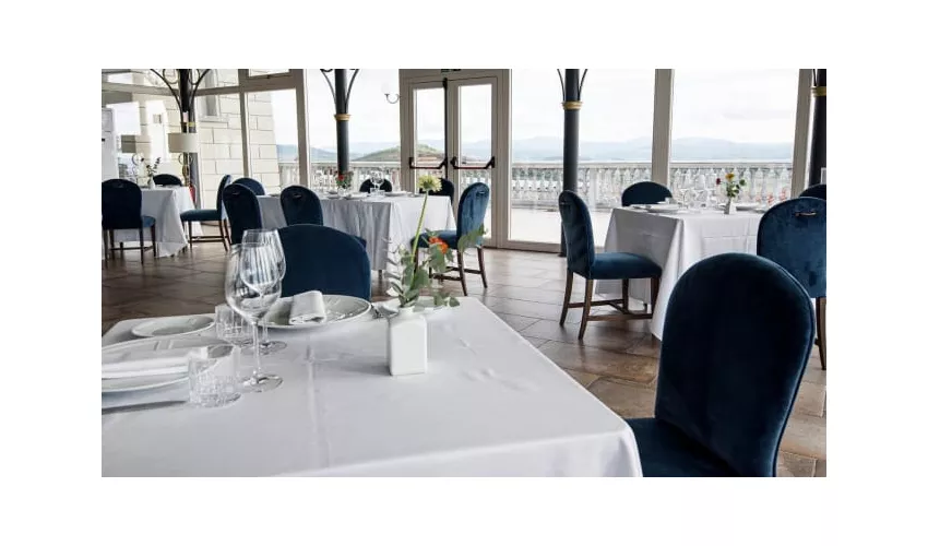 Ristorante con vista a Campiglia Marittima - Castello Bonaria Restaurant