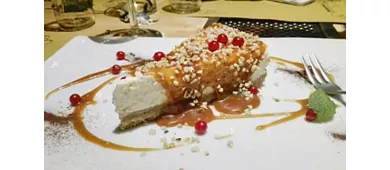 Hall Pub Brasserie - Crema
