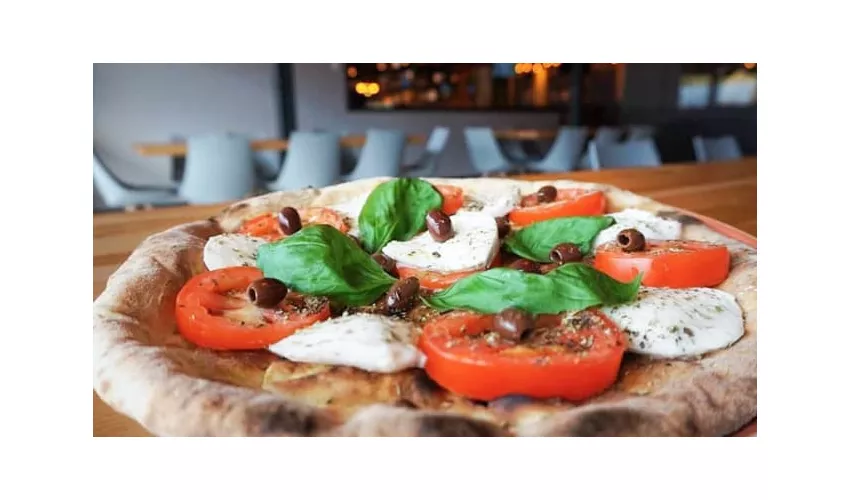 Hall Pub Brasserie - Crema