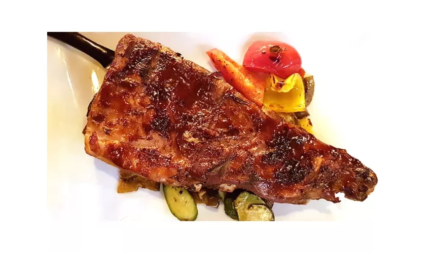 Hall Pub Brasserie - Crema