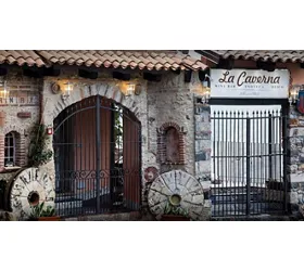 La Caverna Wine Bar