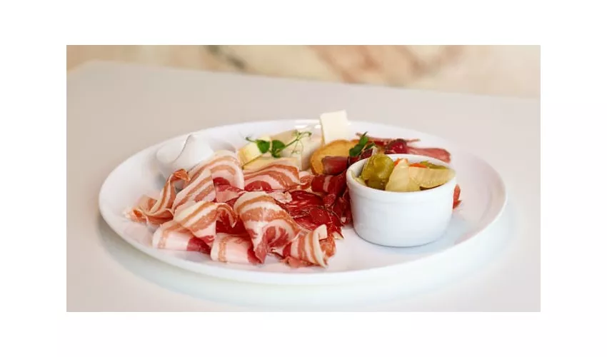 Raggiocorto Wine Restaurant