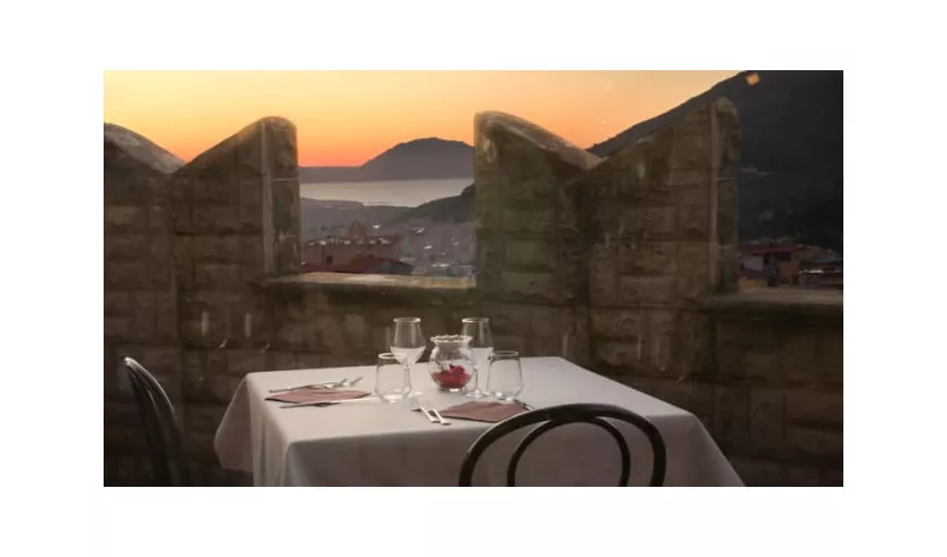 Hotel Ristorante Castello di Giuliano