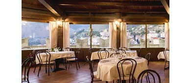 Hotel Ristorante Castello di Giuliano