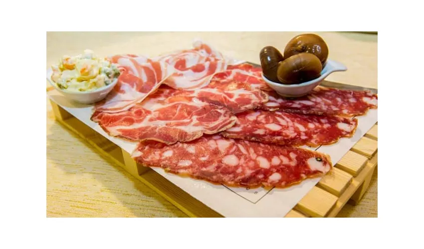 Albergo Ristorante La Pineta