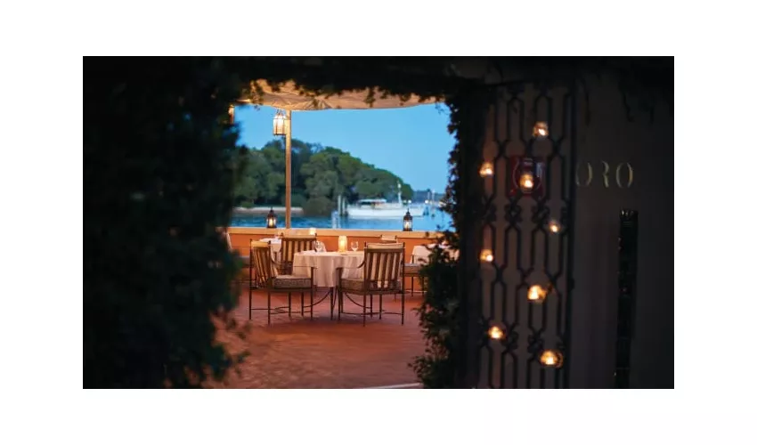 Oro Restaurant