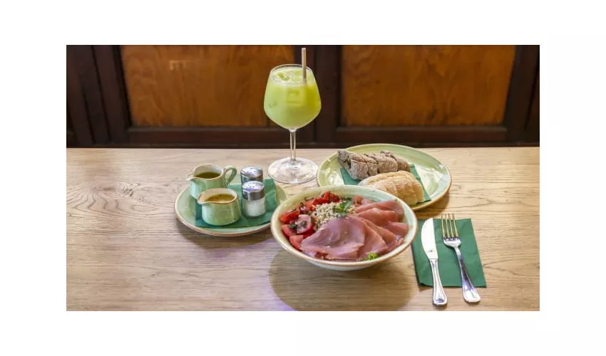 Rivarno Café