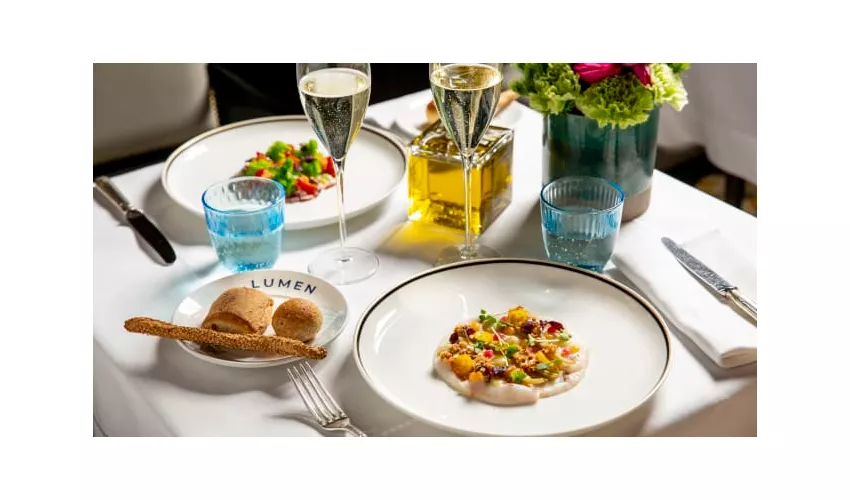 Lumen Cocktails & Cuisine