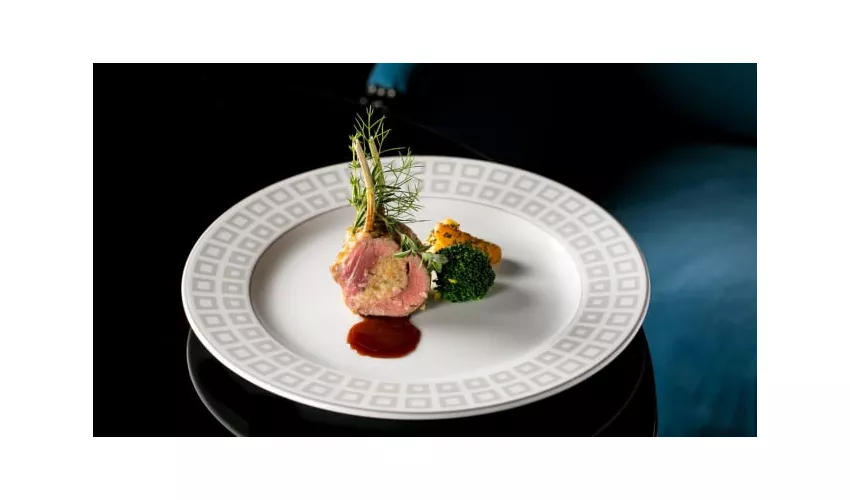 Lumen Cocktails & Cuisine