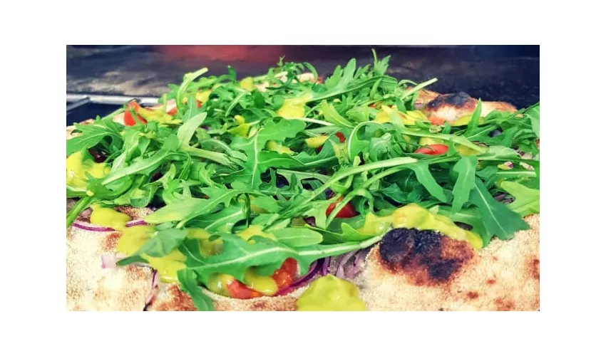 Boom - Pizza & Restaurant