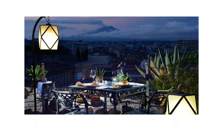 Etnea Roof Bar & Restaurant by “UNA cucina”