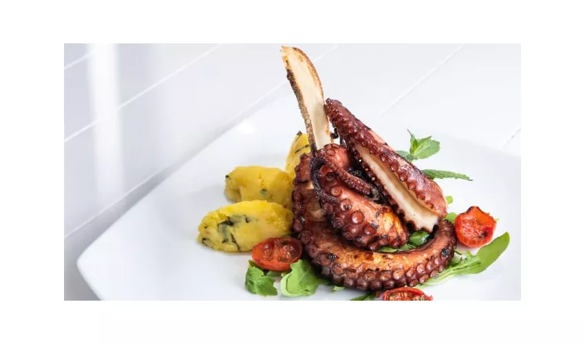 Aqua Pizza & Food