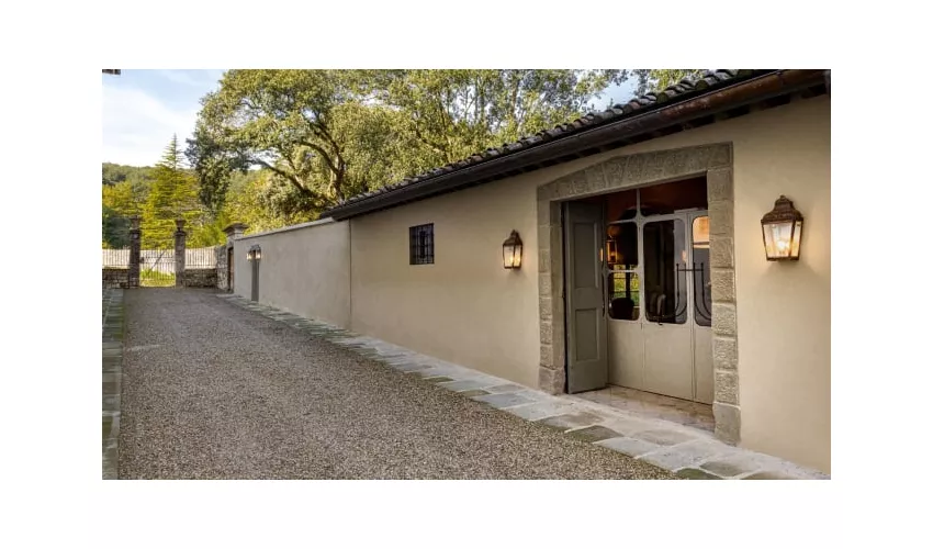 Torre a Cona Tuscan Wine Estate