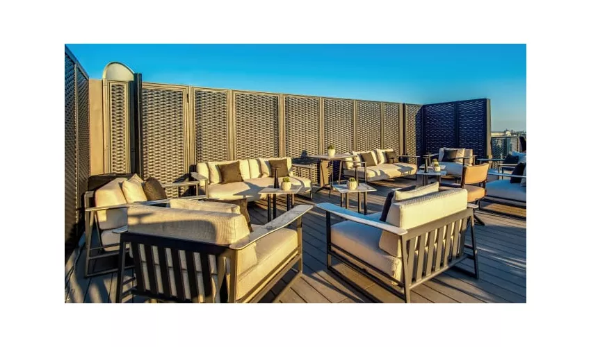 Adèle Mixology Lounge