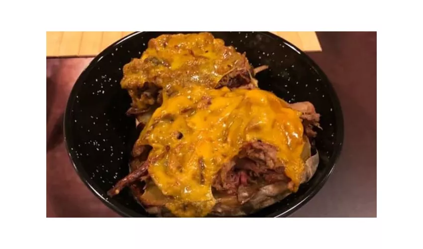Lo Chalet Steakhouse & Potatoes