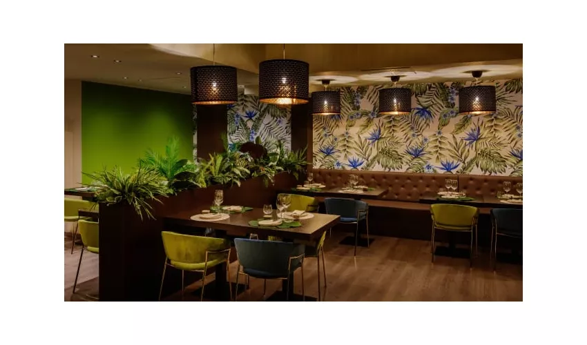 Makai Uramakeria & Sushi