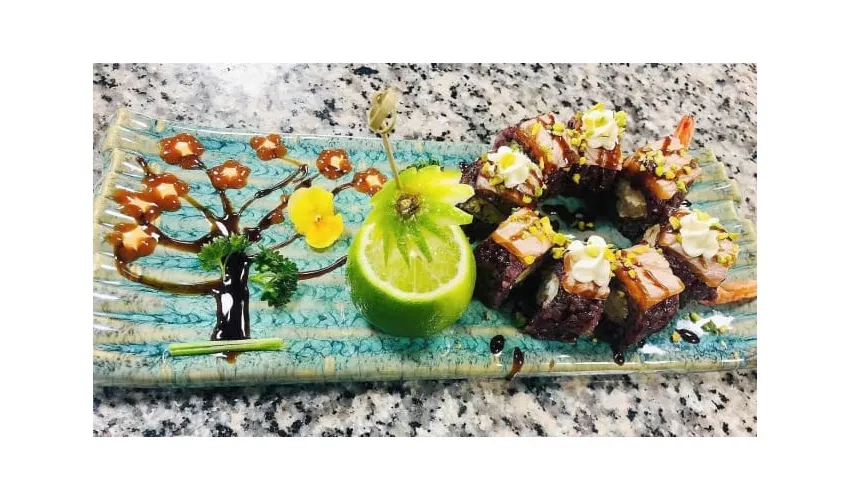 Tesake Sushi