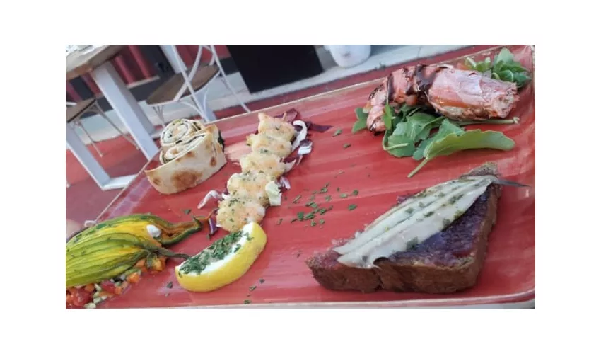 "ENOGALLERY THE WINE PLACE" ENOTECA & DISTRIBUZIONE, WINE BAR & RESTAURANT