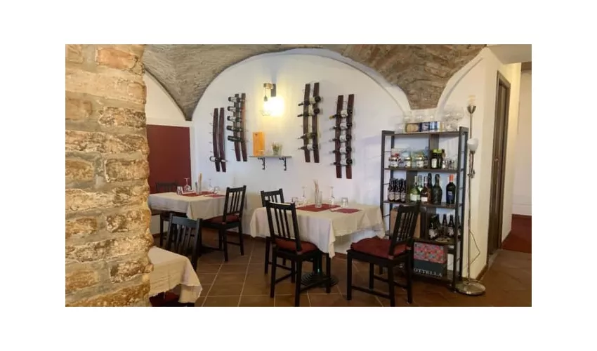 The Cave - Ristorante - Bar