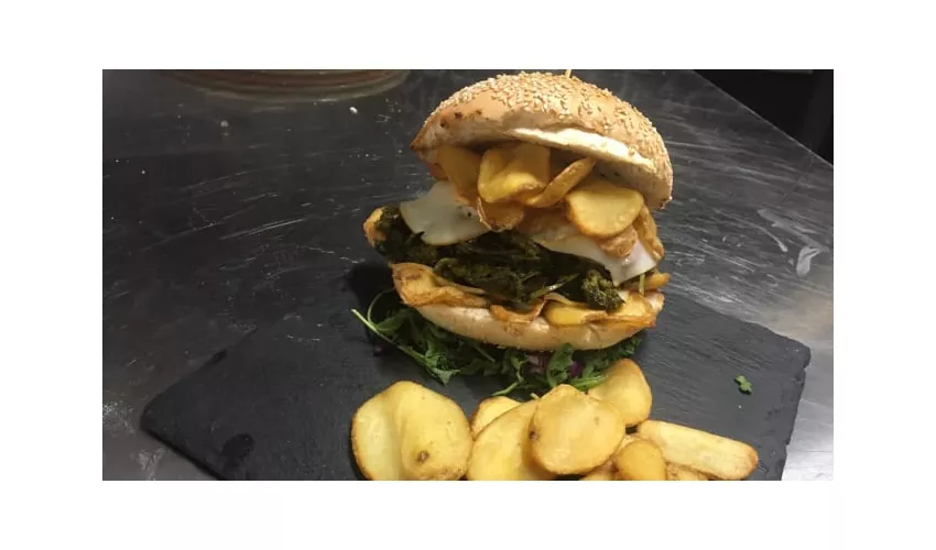 Fabric's Pub