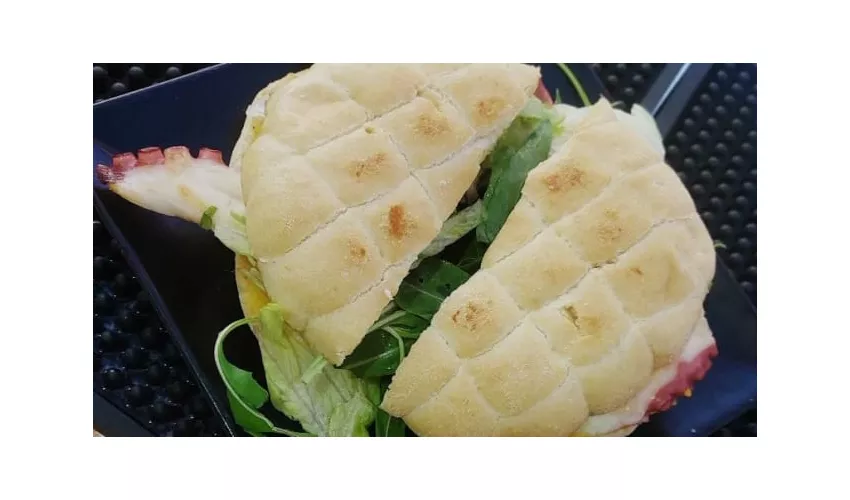 VistaMare Authentic Cafe Bar Bistrot
