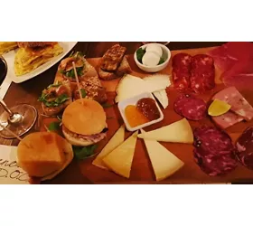 Enoteca D.O.C. wine bar