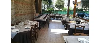 Osteria Trinca Food Pizza & Wine