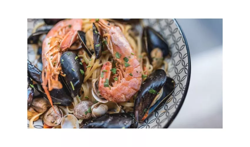 Diadema Restaurant & Bar