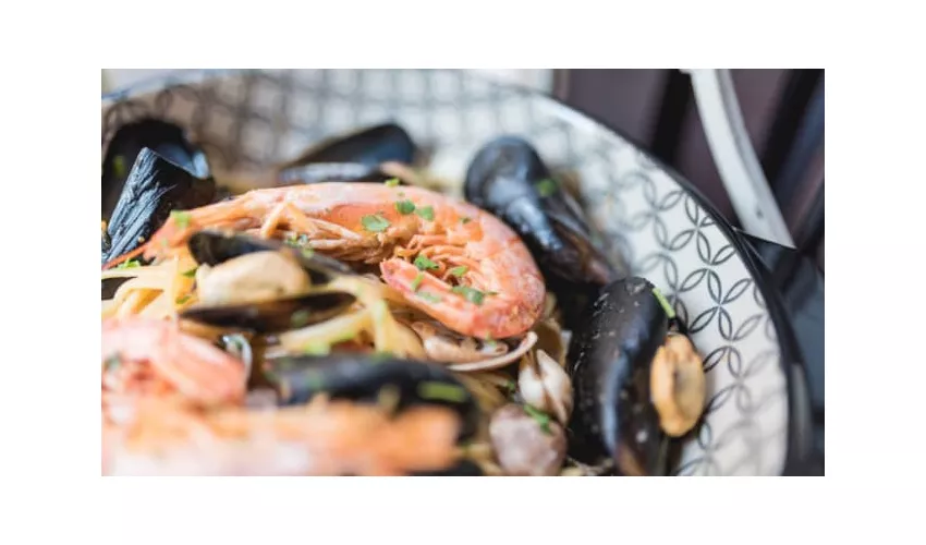 Diadema Restaurant & Bar