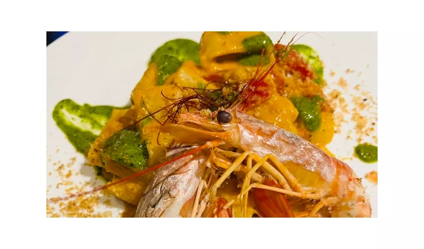 Piccolo Mondo Ristorante Lounge Bar