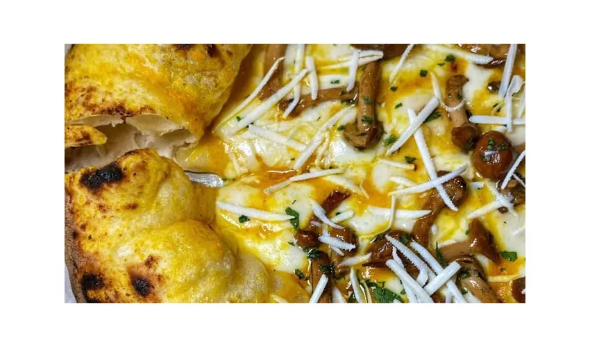 Divina Vietri Pizzeria Marinara