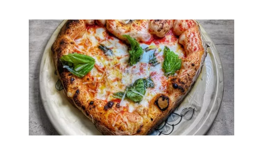 Divina Vietri Pizzeria Marinara