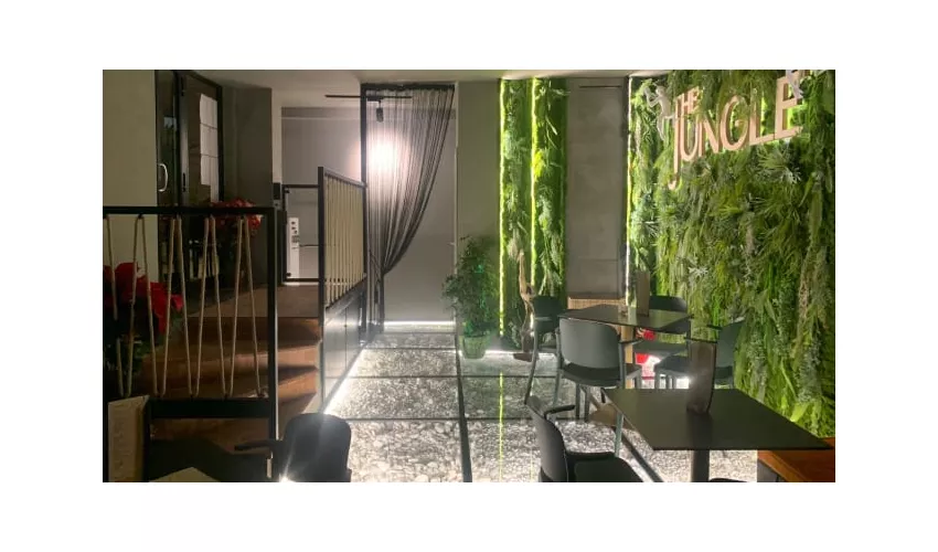 The Jungle Cocktail & Tapas