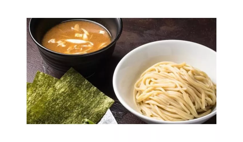 Ramen Bar Akira & Cerulli Sushi
