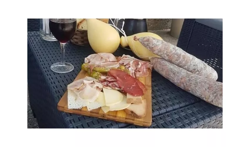 IL KIOSKO BAR STUZZICHERIA SALUMERIA PRODOTTI TIPICI