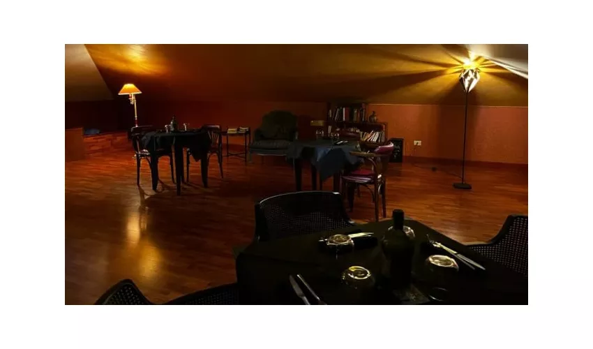 Black Pearl Pub