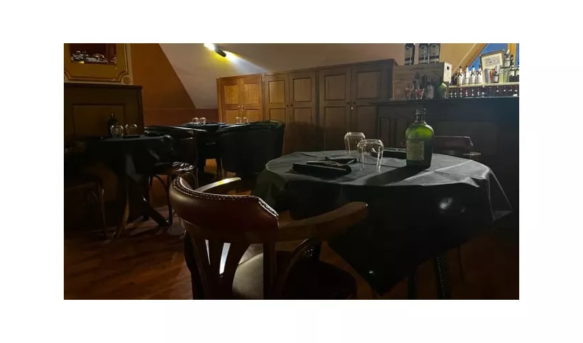 Black Pearl Pub