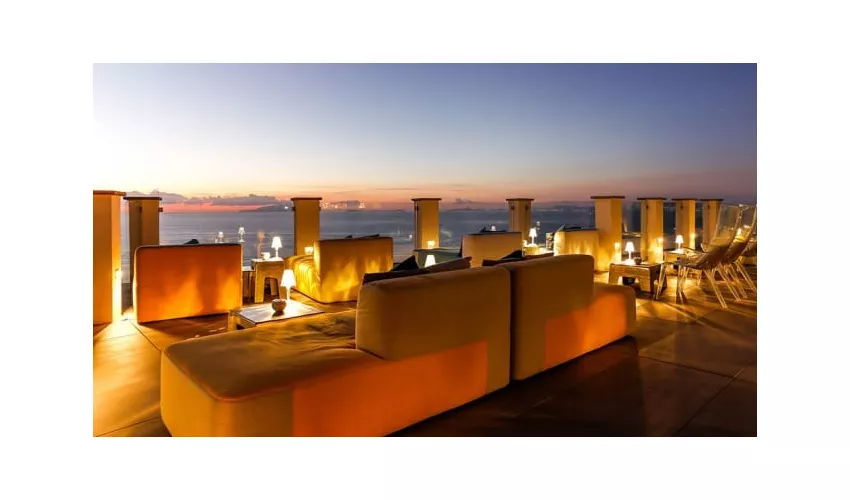Cielo Sky Lounge Bar