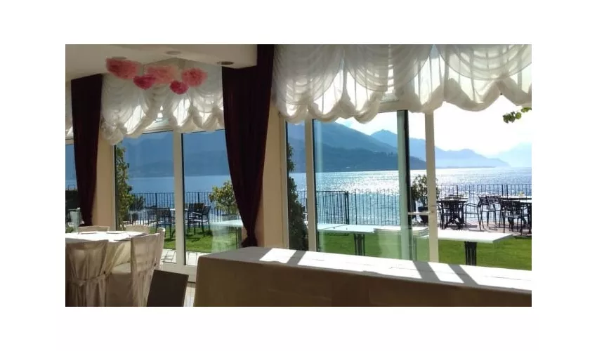 Hotel Regina - Beach & Restaurant
