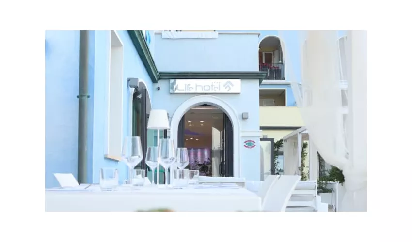 Life Restaurant & Pinseria