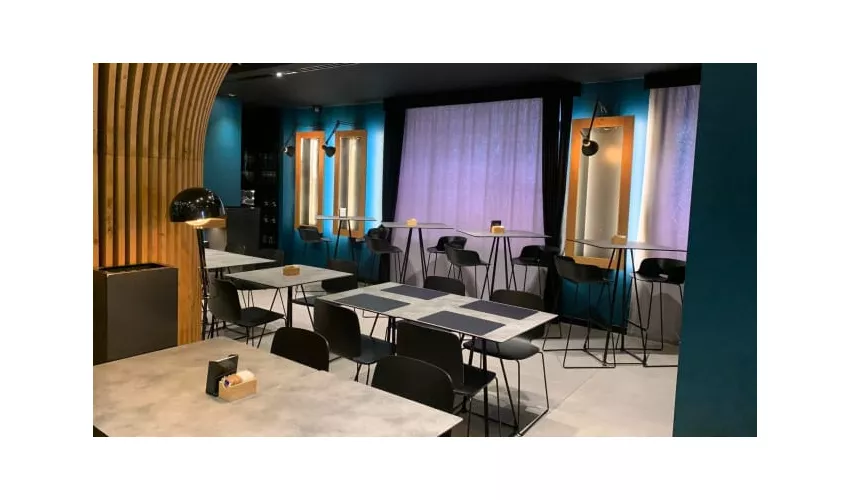 Q.BO Concept Store