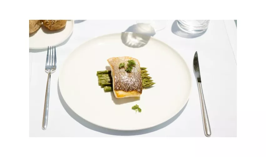 P Food & Drink