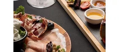 Mont Blank - Lounge e Wine Bar - Bistrot - Pasticceria a Eboli (Salerno)