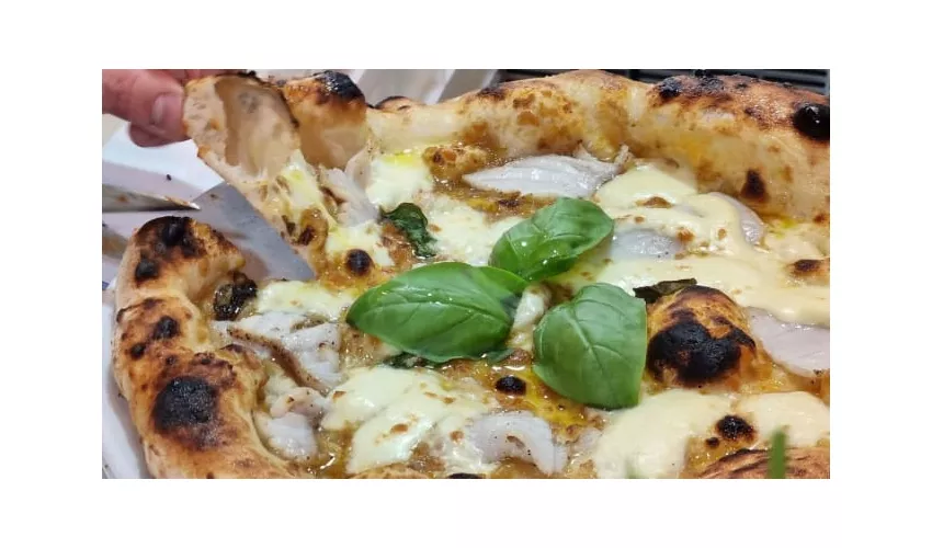 Pizz a’ street Sorbillo Luciano