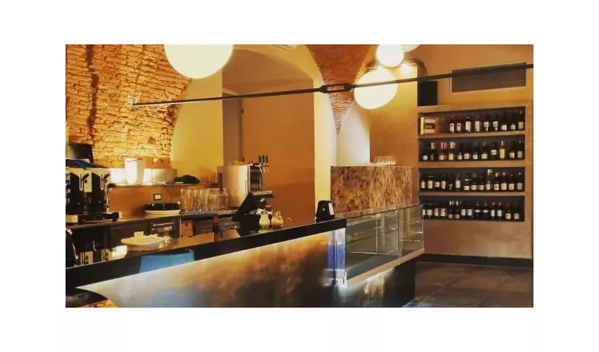 Stone Restaurant | Cocktail bar