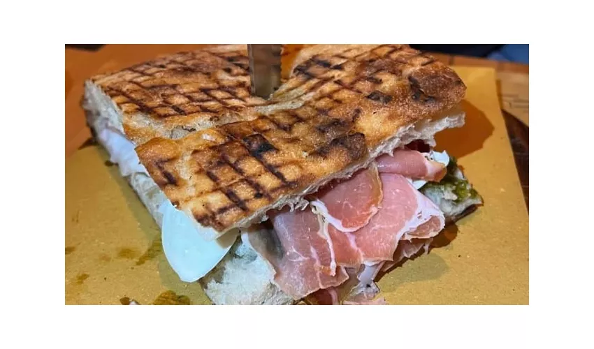 Maremma Maiala Napoli