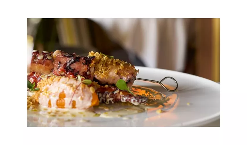 EXÉ Restaurant